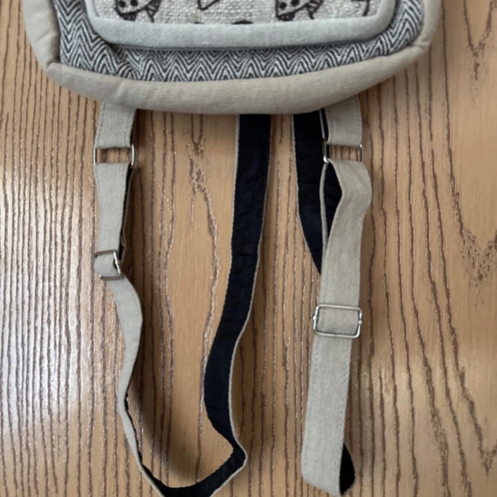 Hemp Mushroom Backpack - Picture 2 of 6